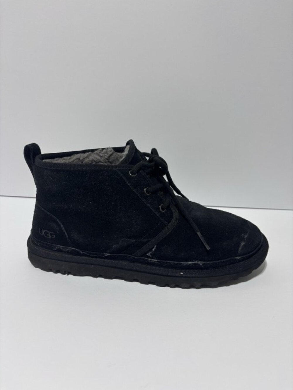 UGG Men’s Neumel Black Lace-Up Suede Boots, Size 10 M